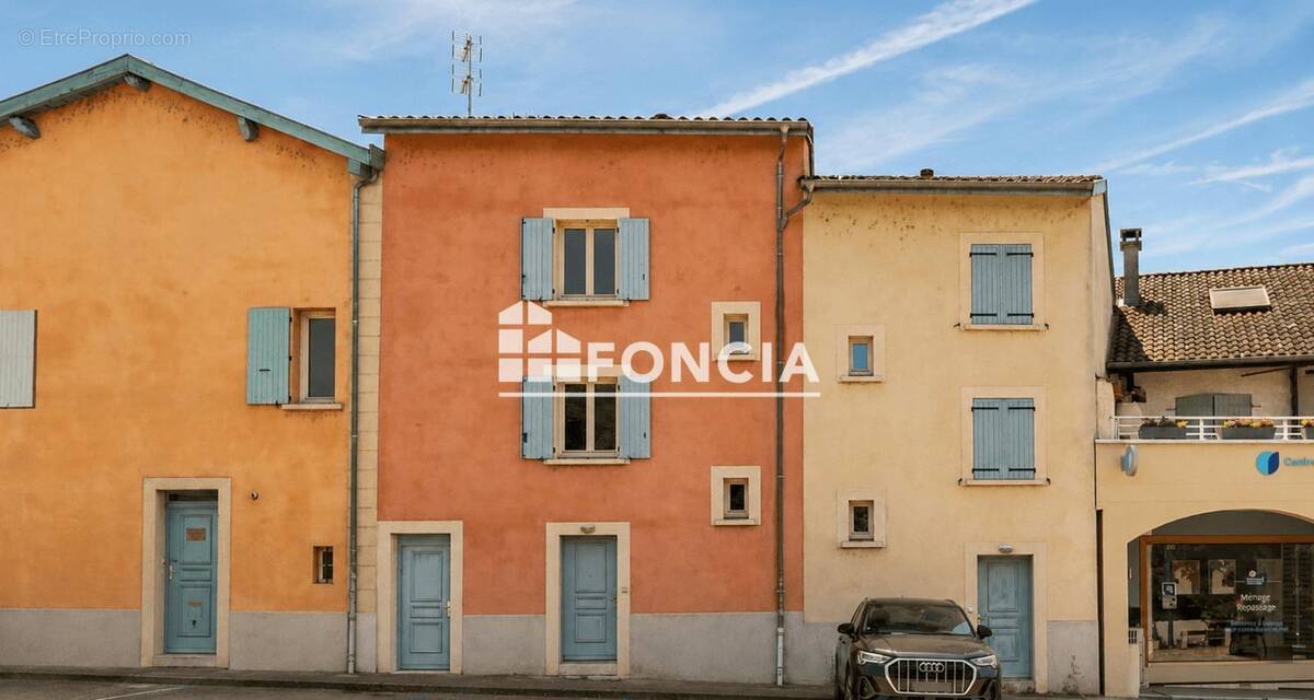 Maison à MIRIBEL