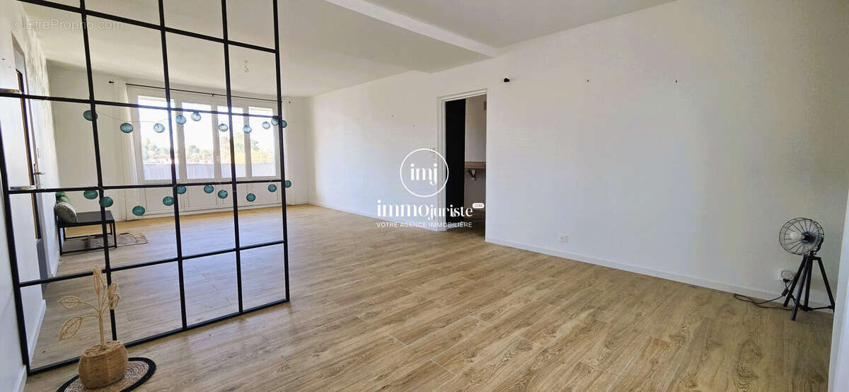 Appartement 109 m² à Limoges  - photo 3