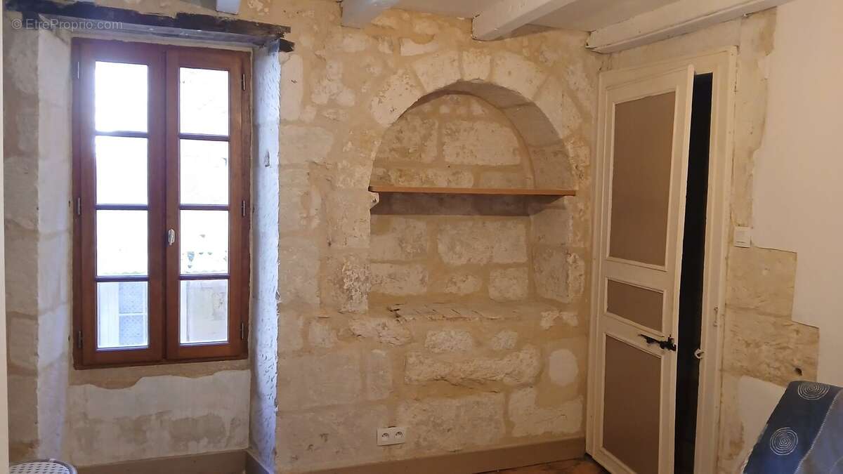 Maison 133 m² à Aubeterre-Sur-Dronne  - photo 7