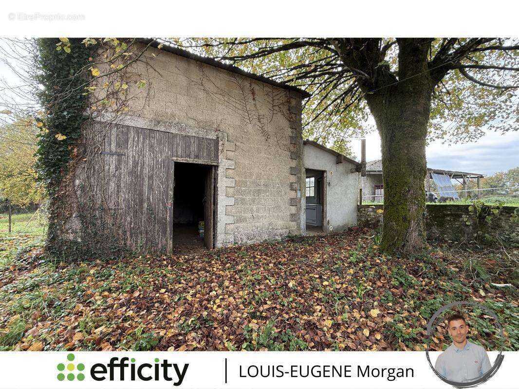Maison à CHAMPAGNE-MOUTON