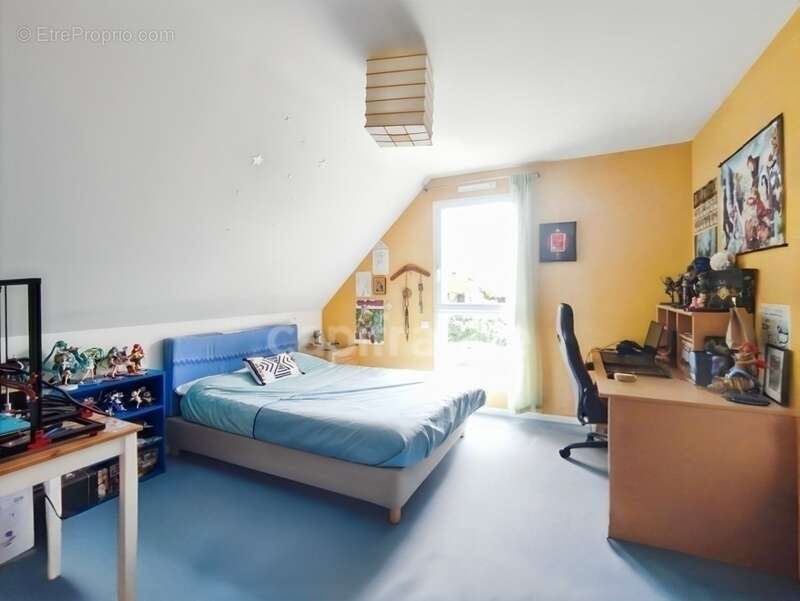 Maison à NOYAL-SUR-VILAINE