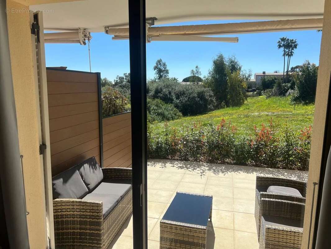 Appartement à VILLENEUVE-LOUBET