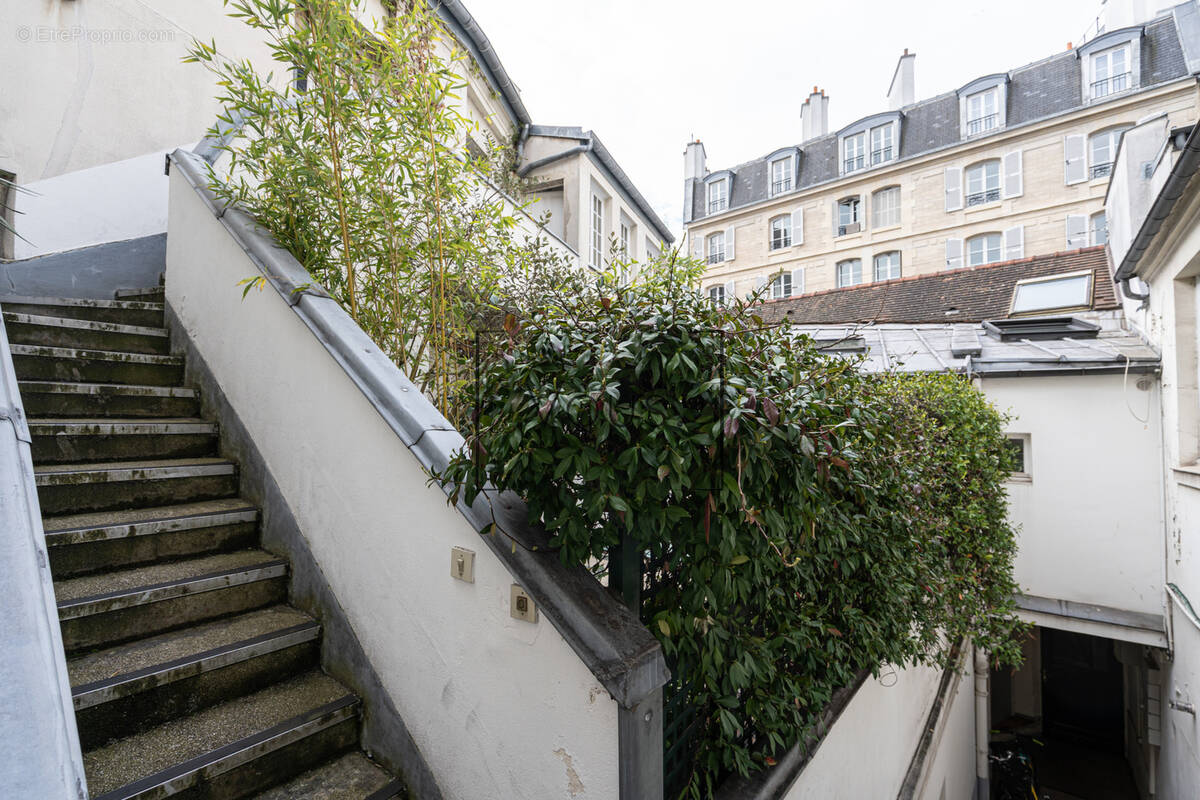 Appartement à PARIS-12E