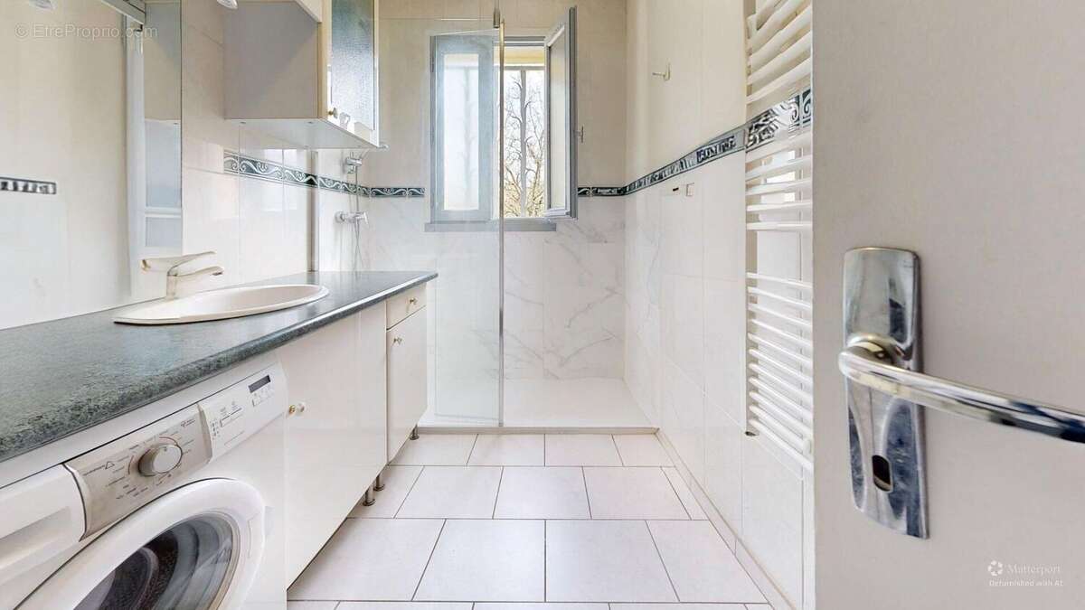 MaisonplainpiedgaragecampingcarBathroomDefurnished - Maison à MARNAC