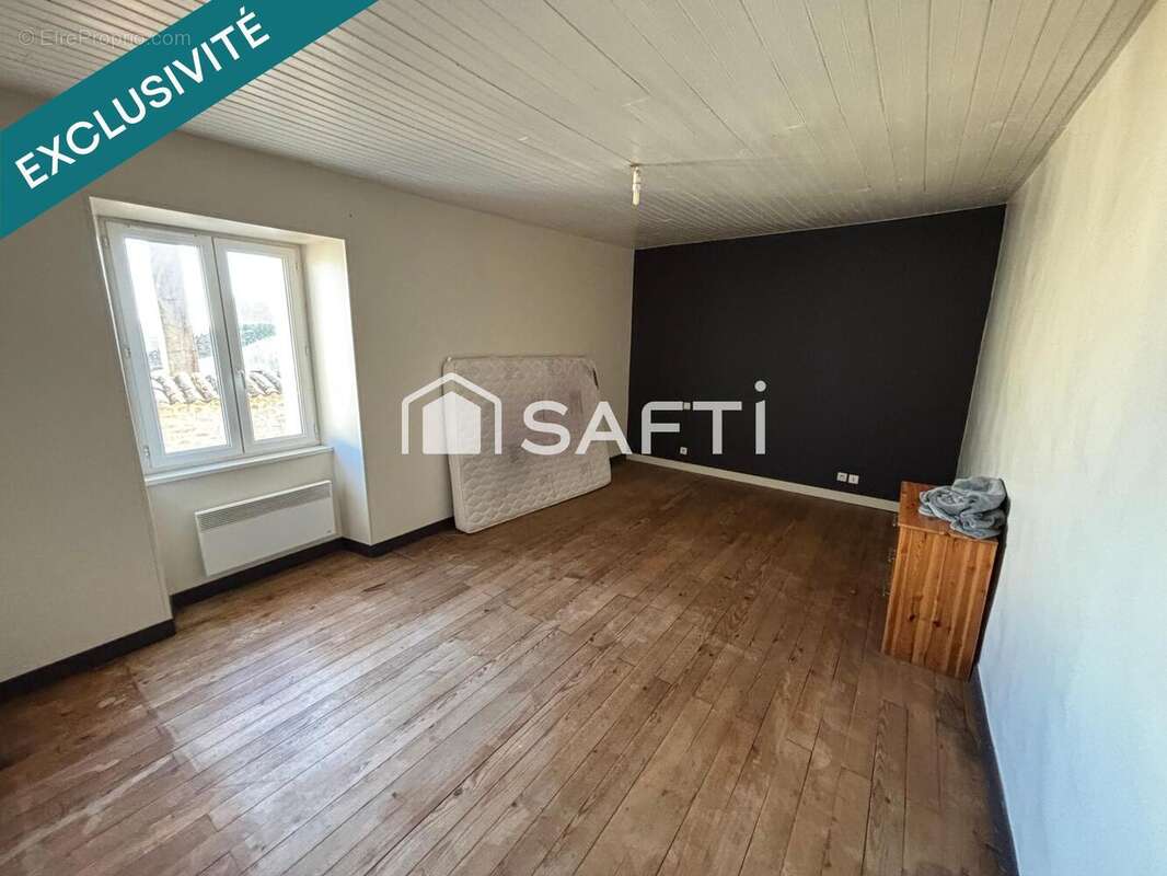Photo 2 - Maison à PAMPLIE