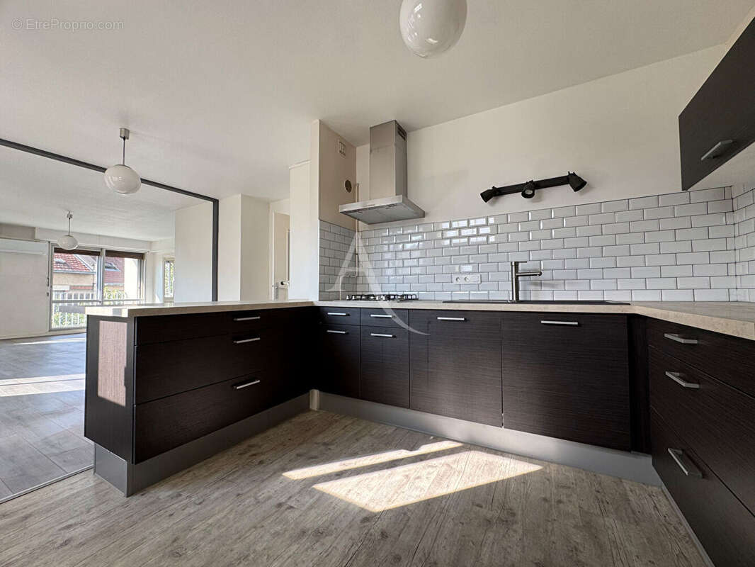 Appartement Clermont Ferrand - Appartement lumineux avec deux balcons plein sud, à deux pas du centre-ville - 88.23 m2 - photo 5