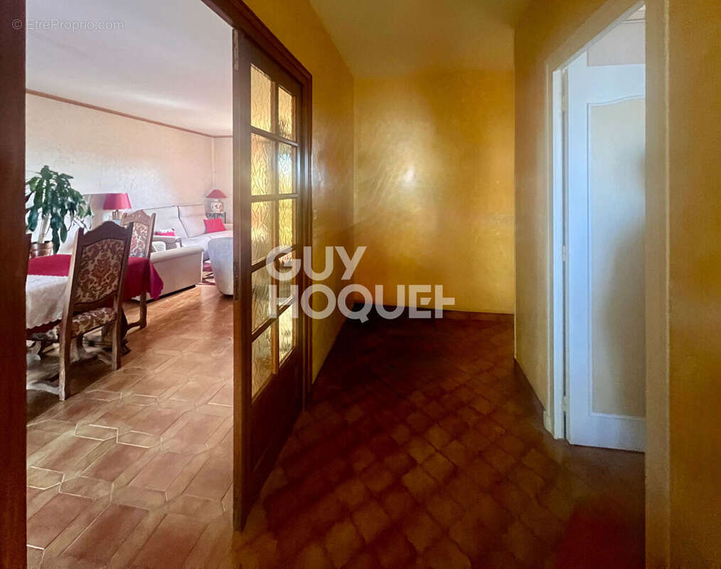 Maison à TOULON-SUR-ARROUX