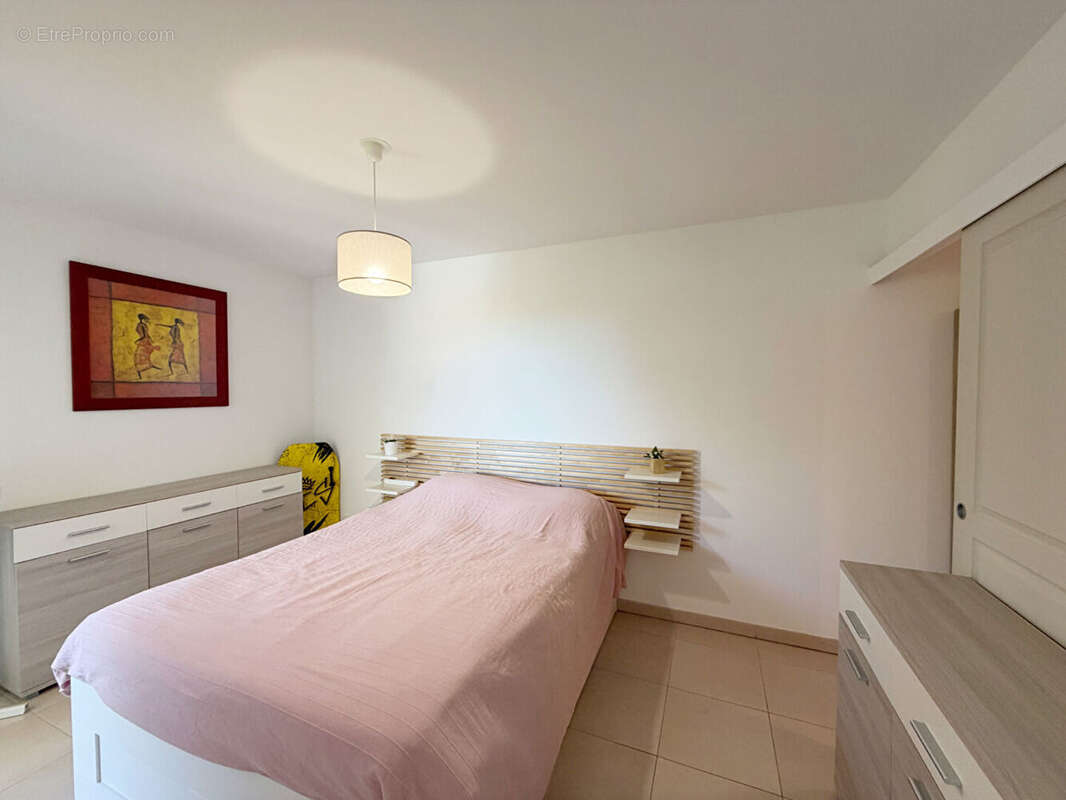 Appartement Le Pradet 2 pièce(s) 35.72 m2 - LE PRADET - Résidence récente sécurisée et proche du Centre-ville - photo 6