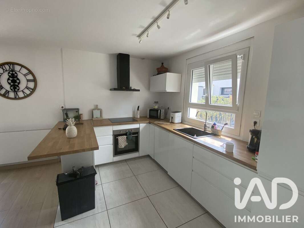 Maison 100 m² à Sorbiers  - photo 2