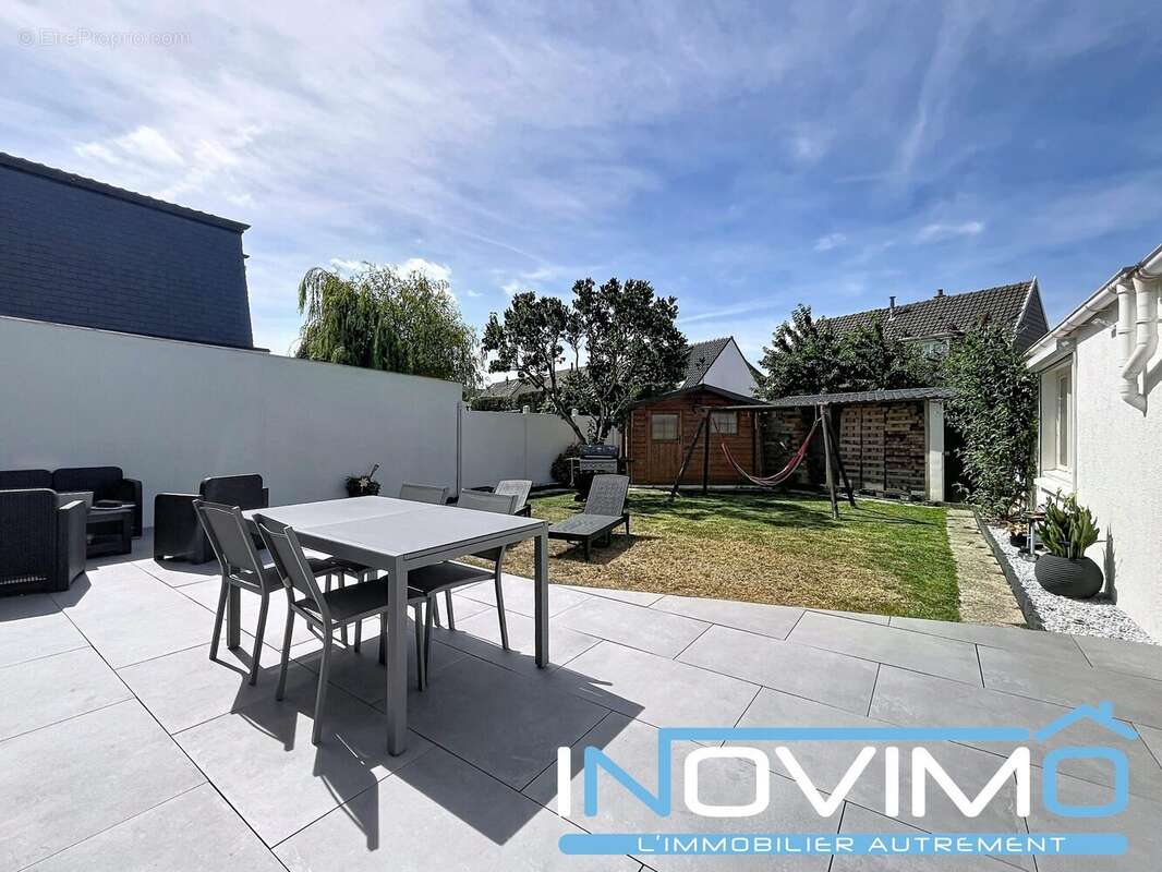 Maison 128 m² à Cappelle-La-Grande  - photo 6