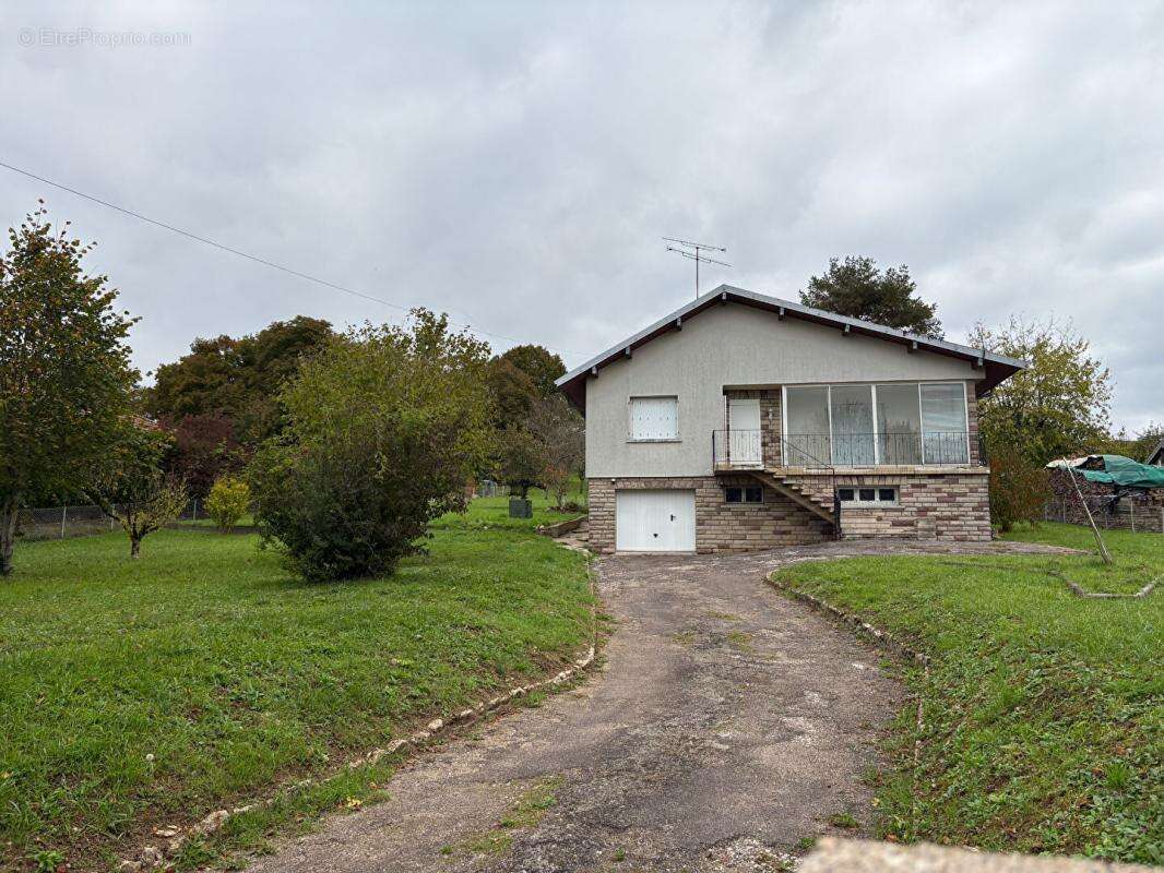 Maison Beaujeu Saint Vallier Pierrejux Et Quitteur 4 pièce(s) 119 m2 - photo 3