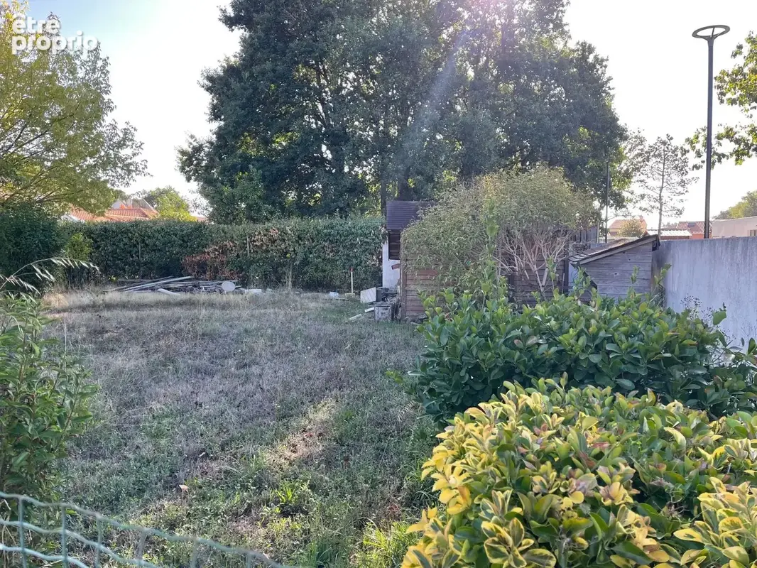 Photo Terrain à Basse-Goulaine au prix de 160 000€