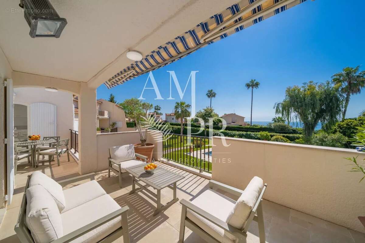 Cannes Californie – Élégance Contemporaine et Vue Mer d’Exception dans un Domaine Privé - photo 28