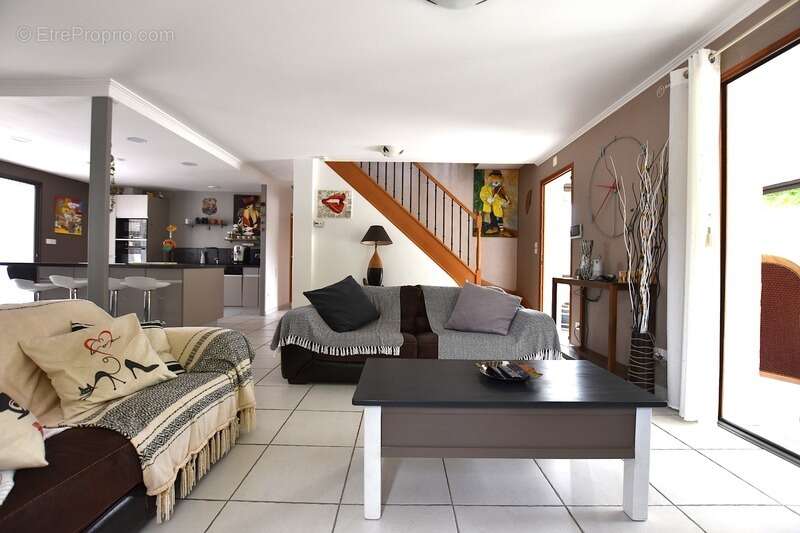 Maison à SAINT-FERREOL-D'AUROURE