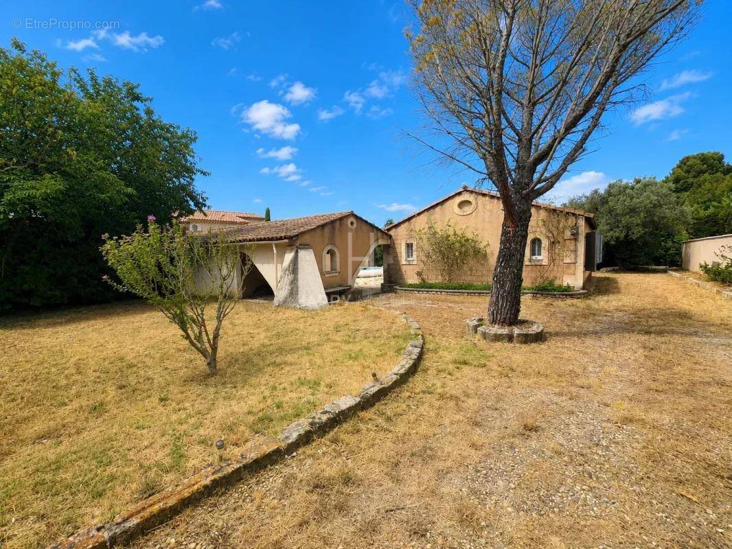 Maison à MAUSSANE-LES-ALPILLES