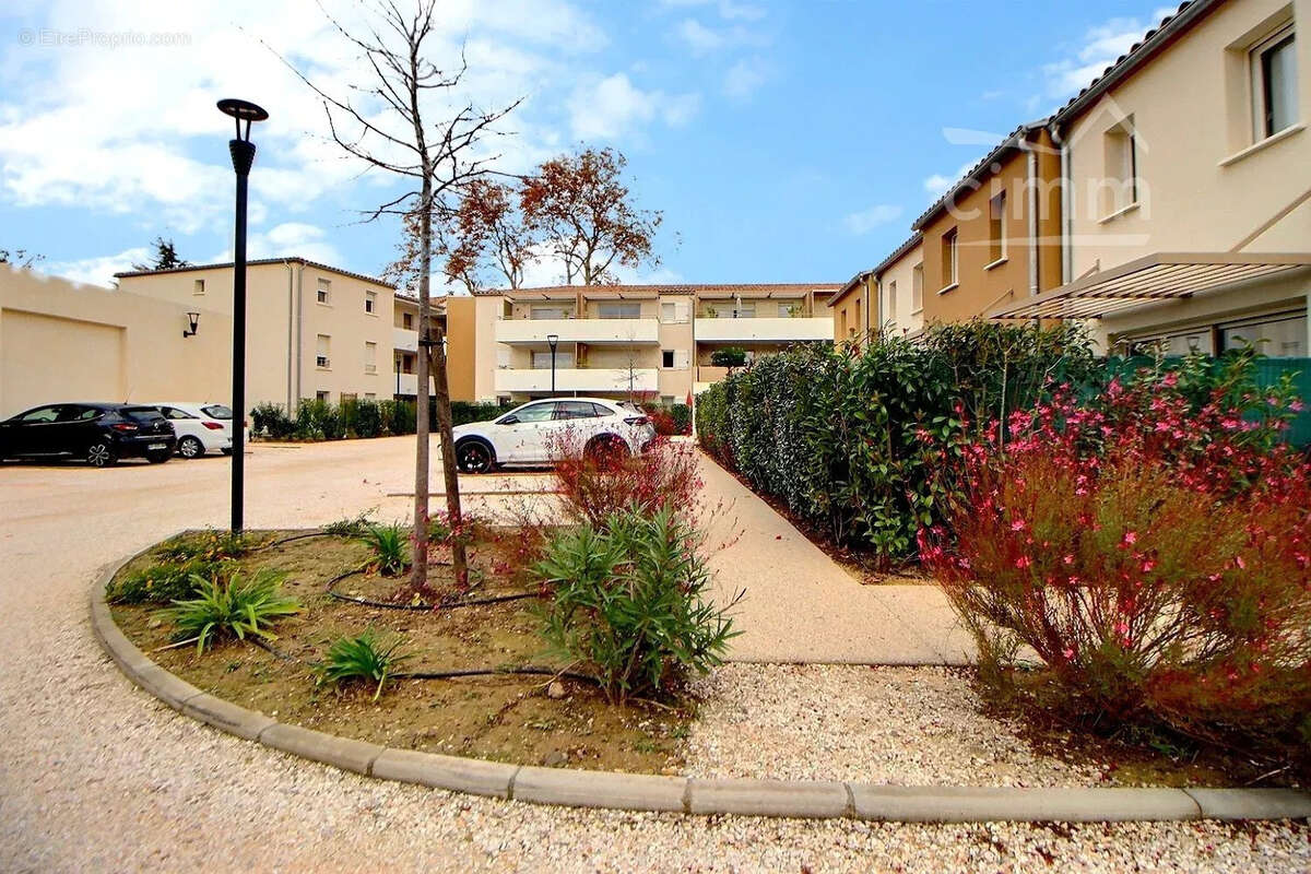 Appartement à LOUPIAN