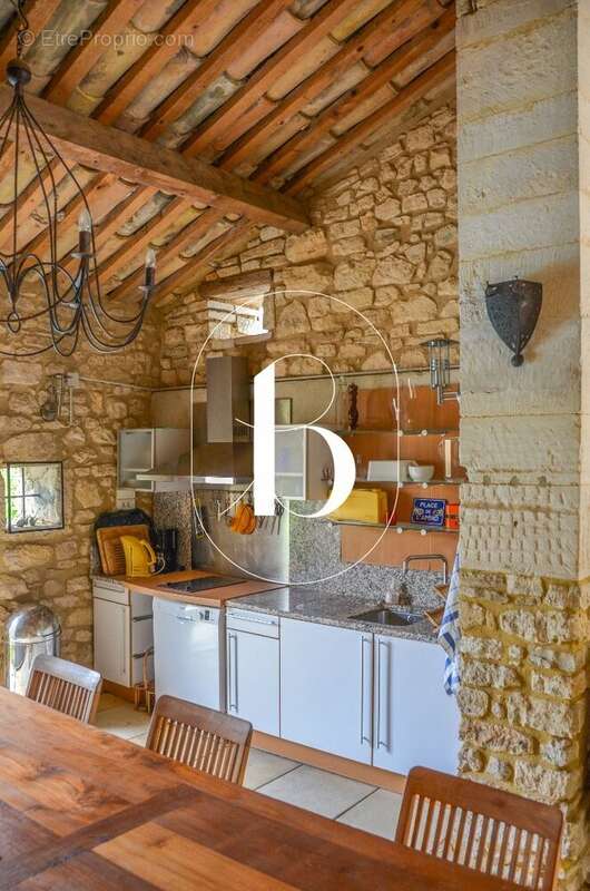 Maison à GOUDARGUES