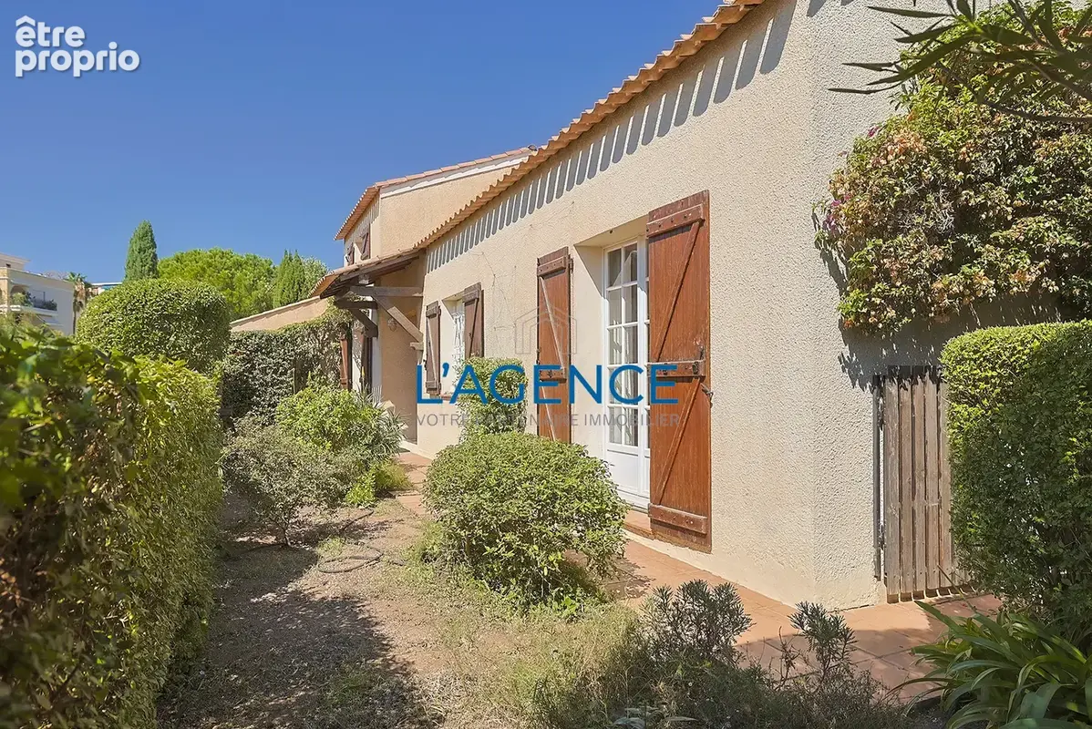 Hyeres maison de plain pied + petit etage avec tropezienne - photo 2