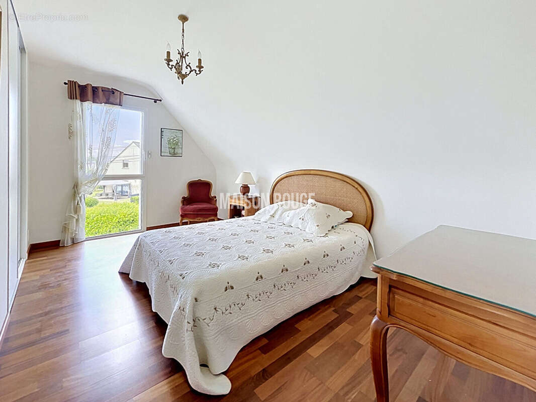 Bourg de St Gildas de Rhuys, Maison récente, 4 chambres, Proximité plage - photo 13