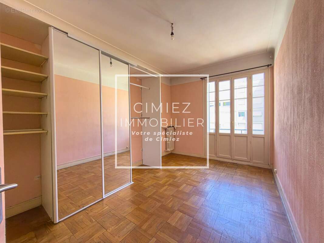Appartement 78 m² à Nice  - photo 3