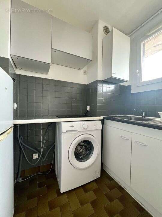 Appartement-Studio-cuisine-clairimmo-13004 - Appartement à MARSEILLE-13E