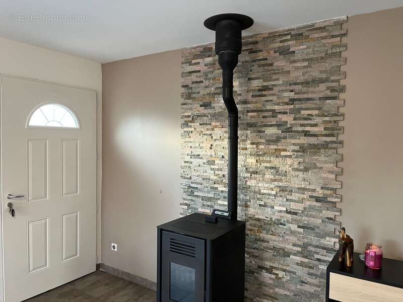 Maison à MONTELIMAR