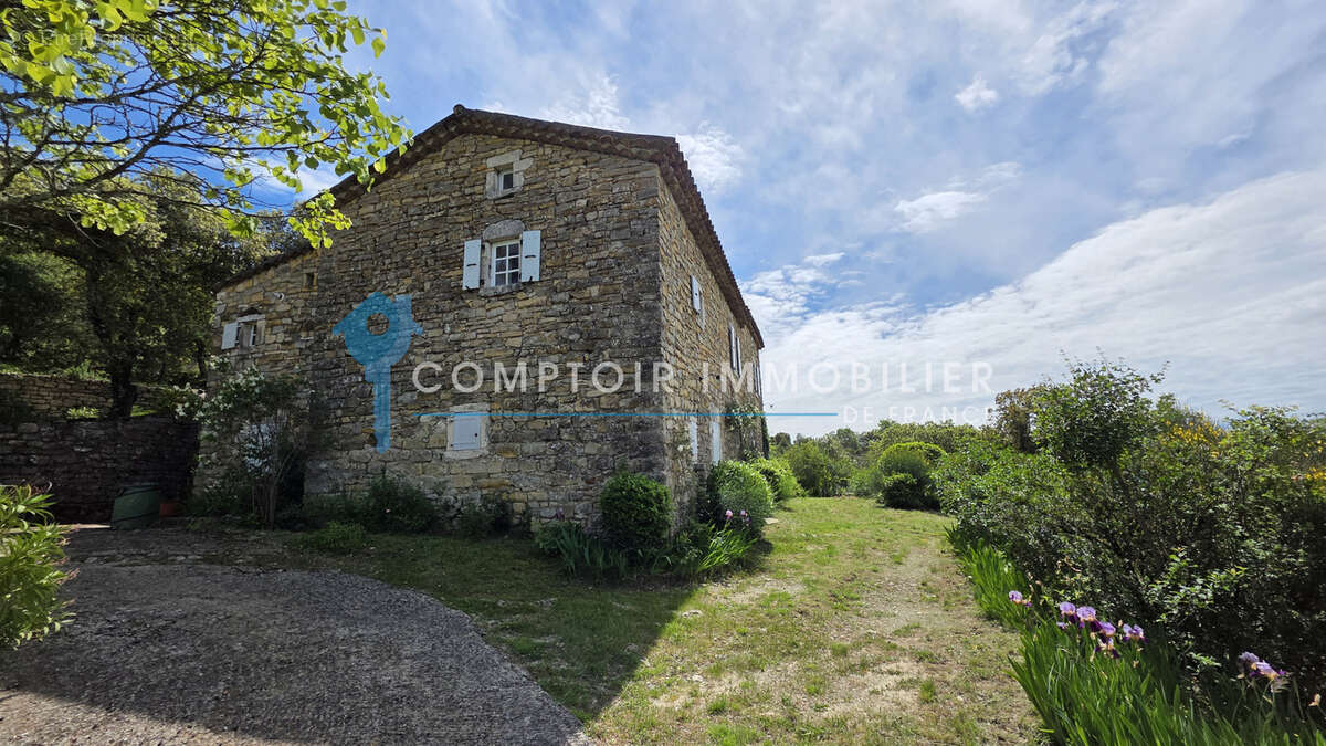 Maison à GROSPIERRES