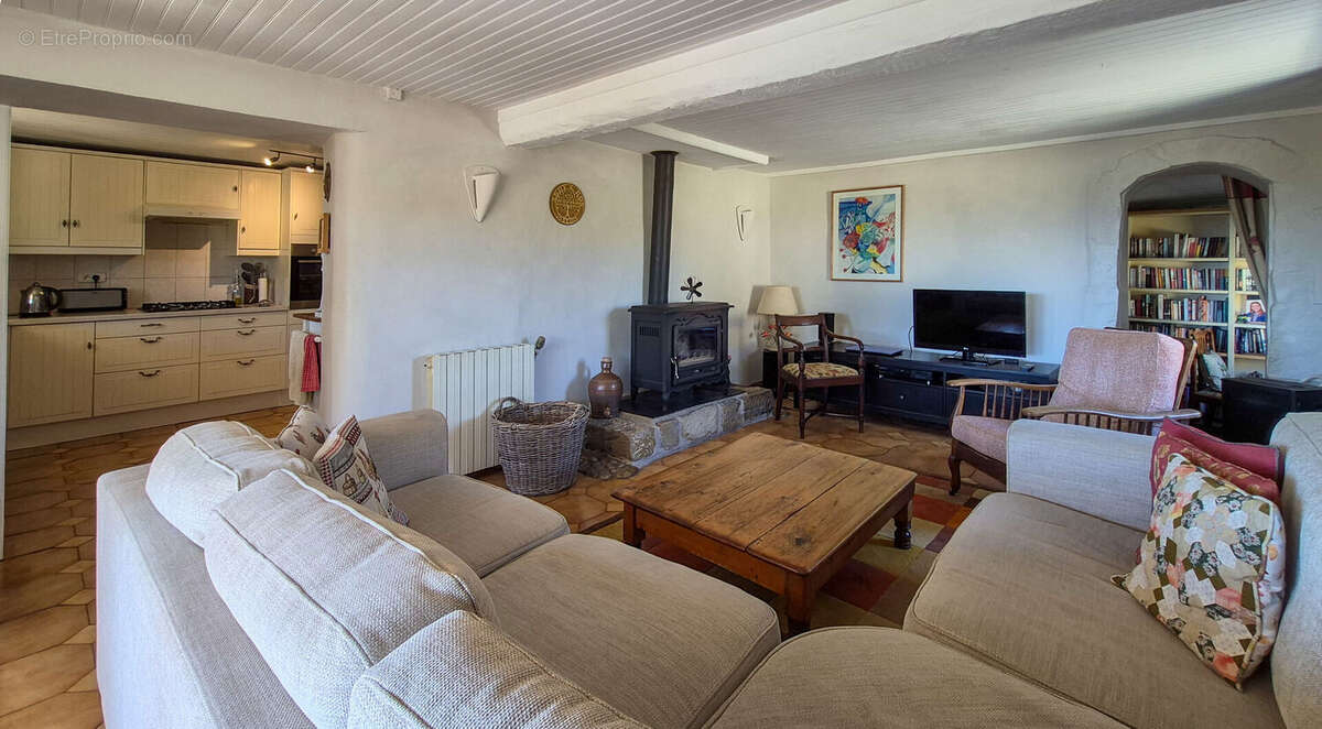 salon - Maison à TREZIERS