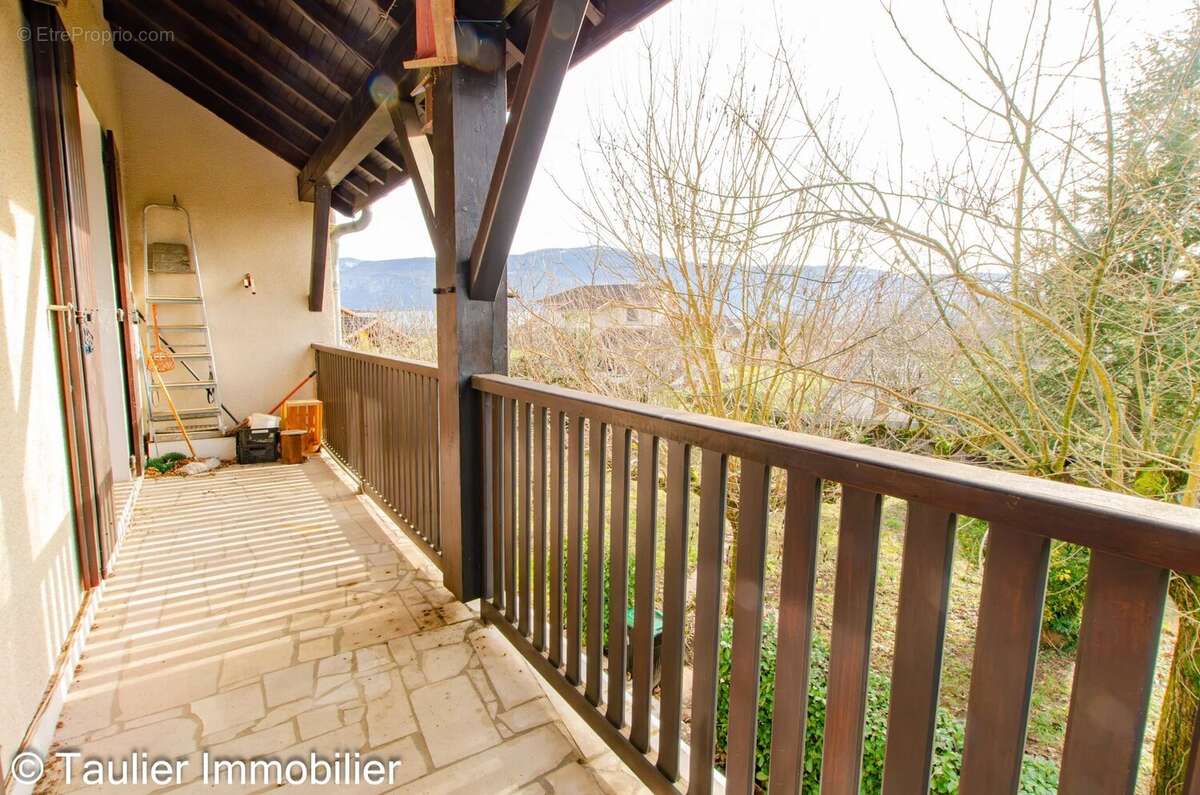 Maison à SAINT-VERAND