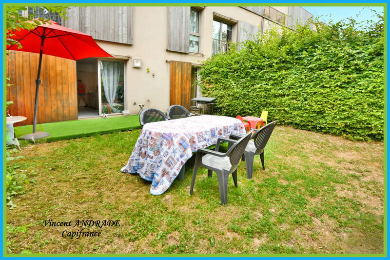 Appartement à SAINTE-GENEVIEVE-DES-BOIS