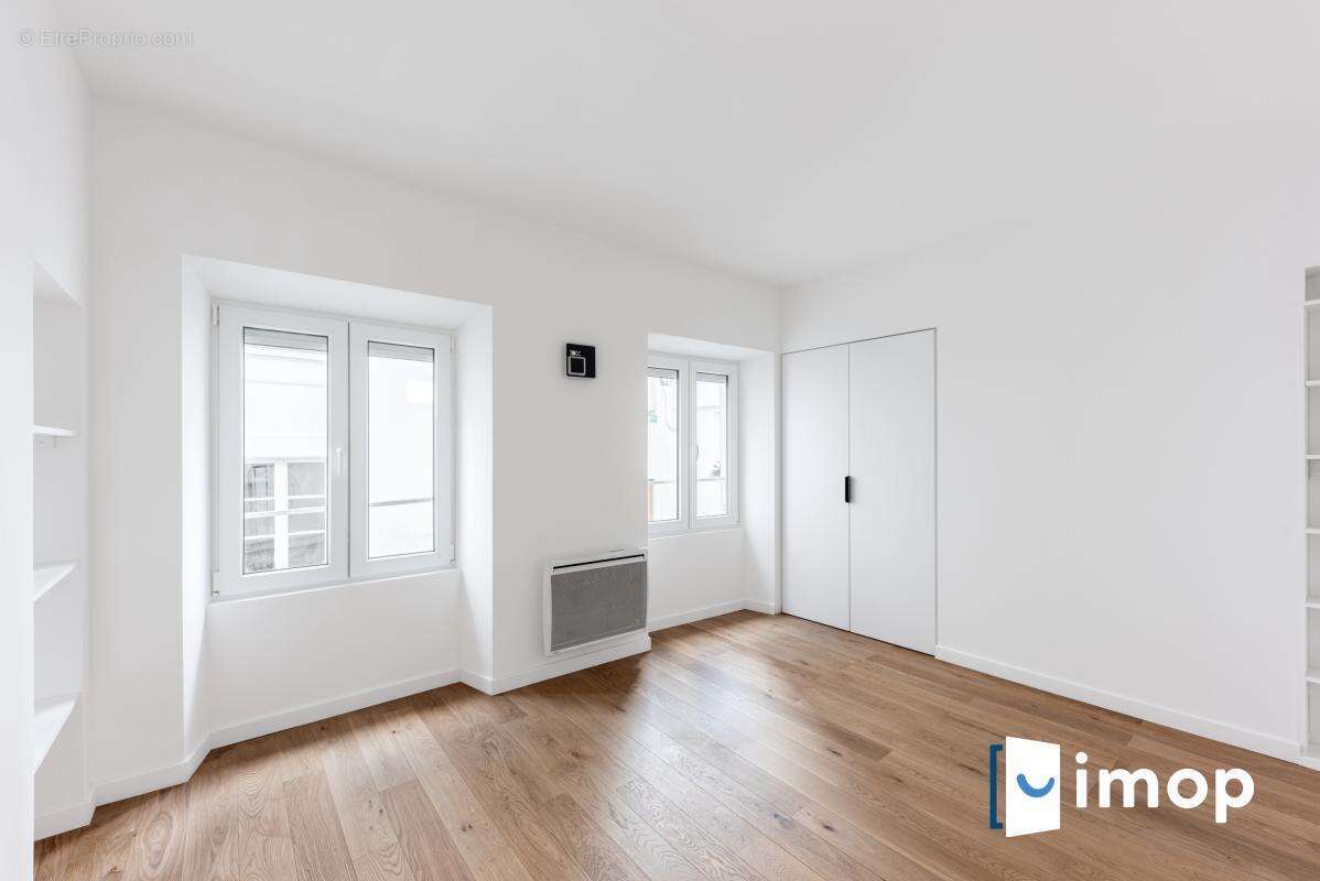 Appartement à PARIS-11E