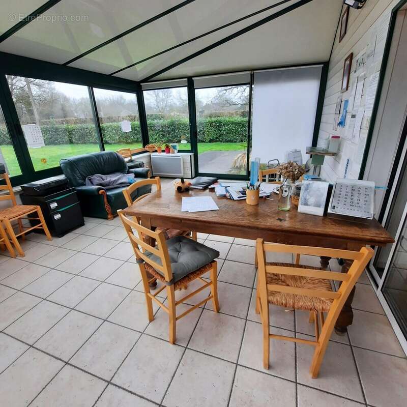 Maison à SAINT-ETIENNE-DE-MONTLUC