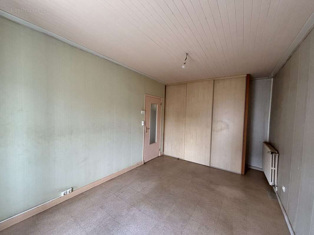 Maison 72 m² à Veyras  - photo 7