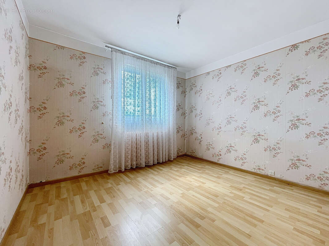 Appartement à CHENOVE