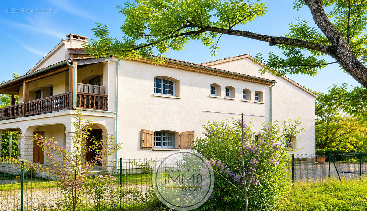 Maison à SALIGNAC
