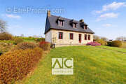 Maison à PLOUNEVEZ-QUINTIN