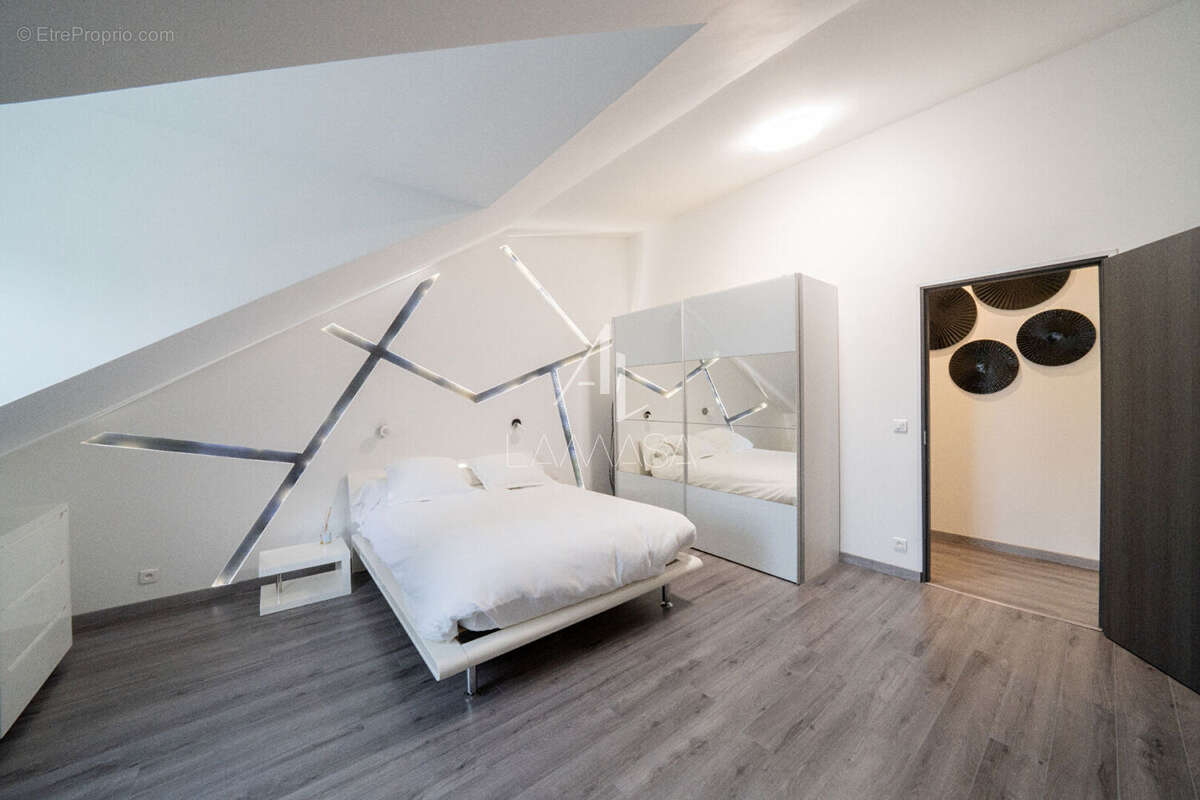 Maison à FRESNES-SUR-MARNE