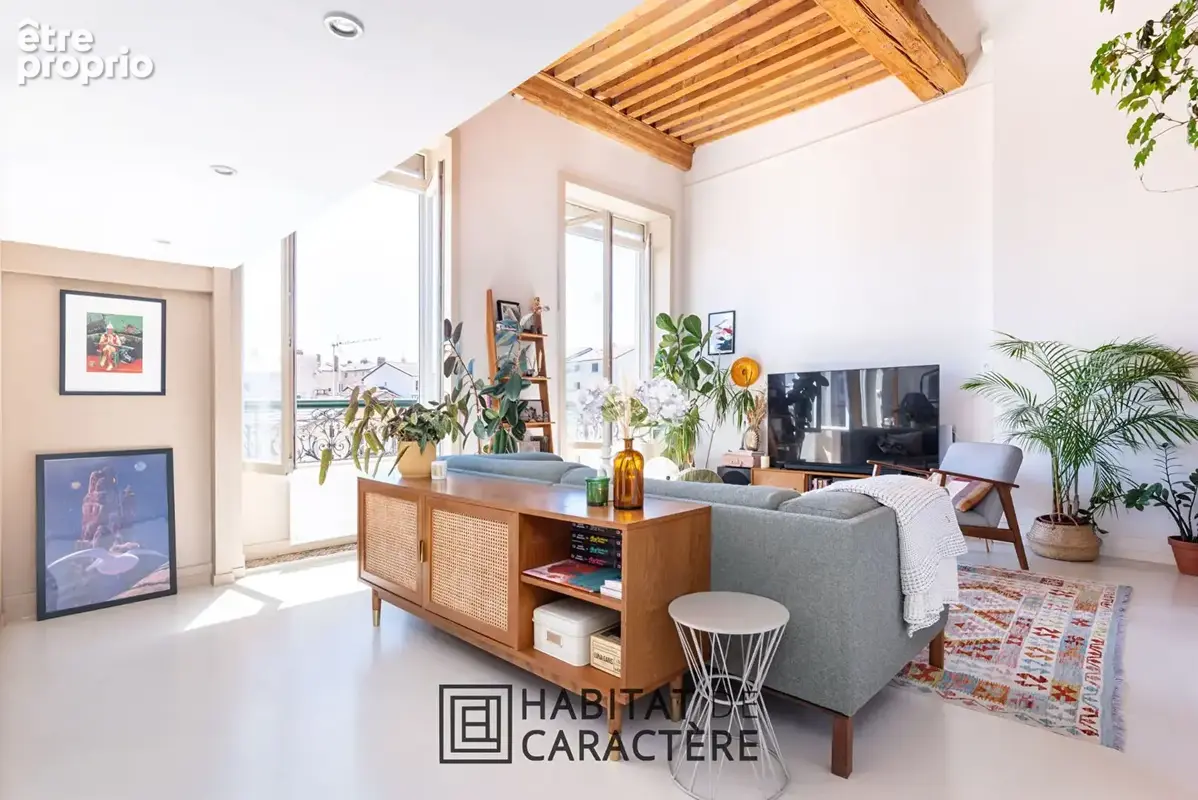 T3 - 78m² - Coeur Croix-Rousse - photo 8