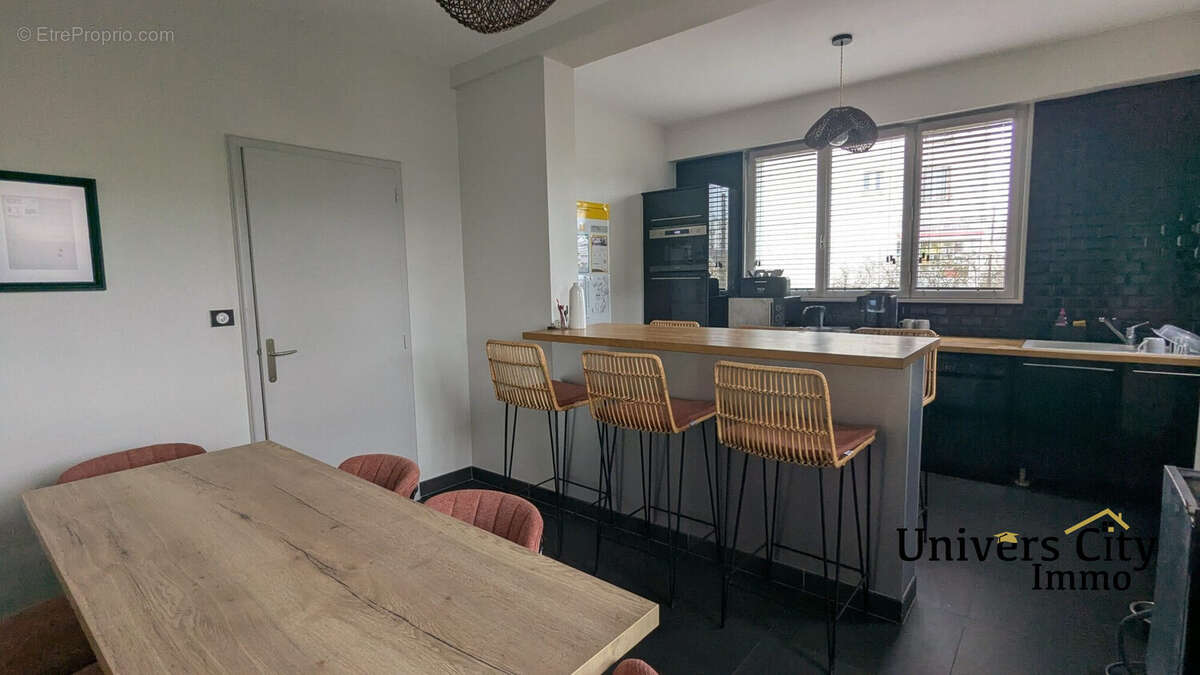 Maison à SAINT-SEBASTIEN-SUR-LOIRE