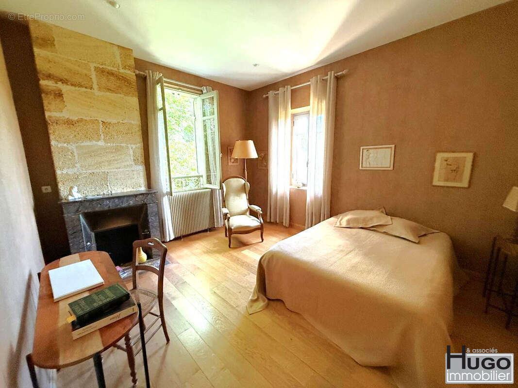 Maison à QUINSAC