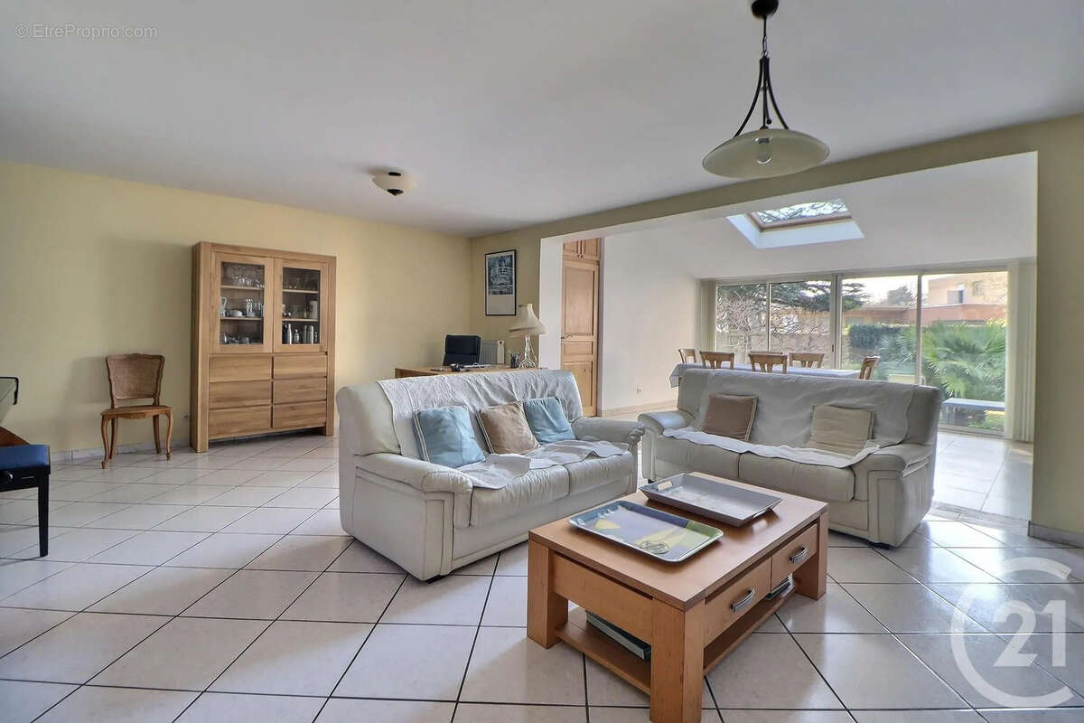 Maison à AULNAY-SOUS-BOIS