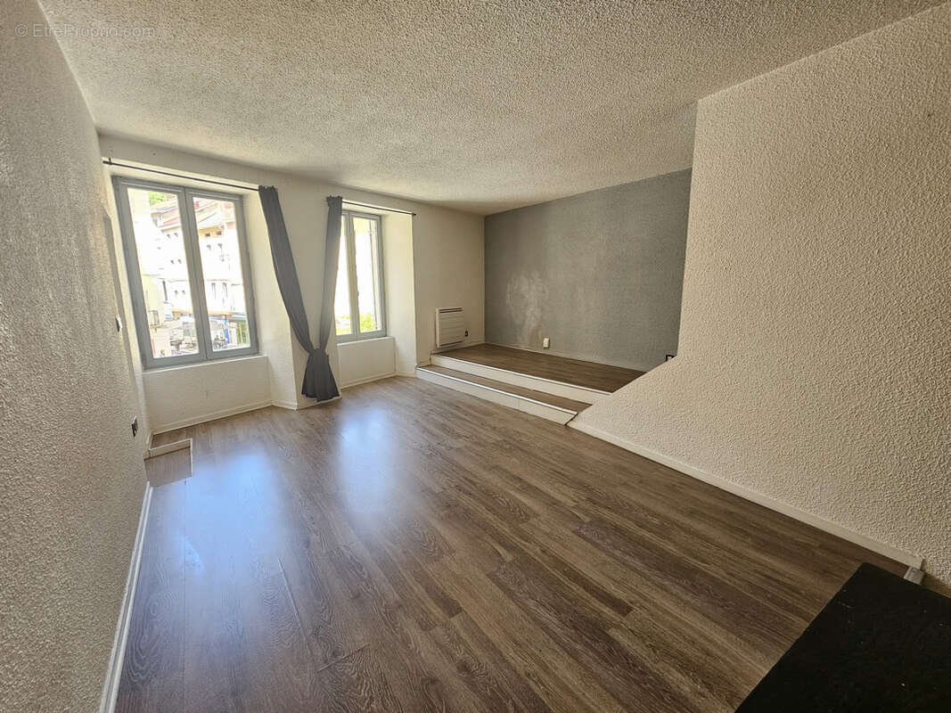 Appartement à SAINT-CLAUDE