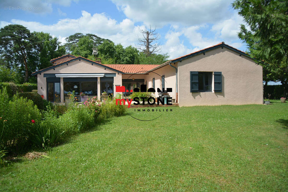 Maison à BELLEVILLE