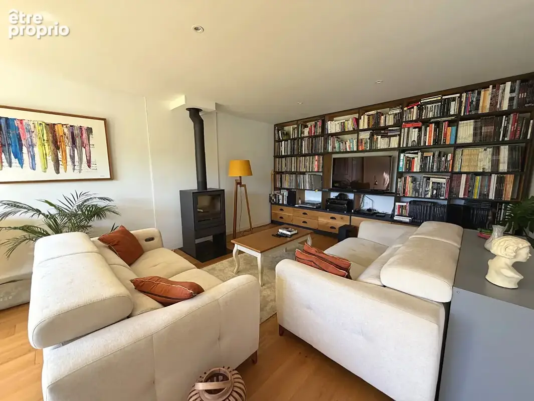 Contemporaine de 2021, terrain 1022 m2 - photo 4