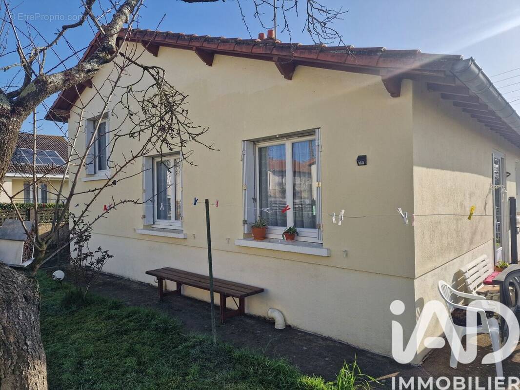 Photo 1 - Maison à BOUILLE-LORETZ
