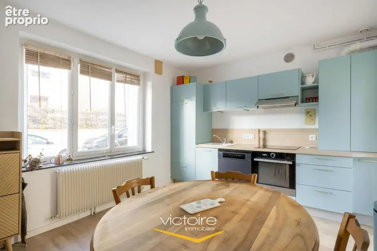 Montchat - A 5 min du Tram T3 et du Parc Bazin - Jolie maison rénovée avec 2 chambres - photo 5