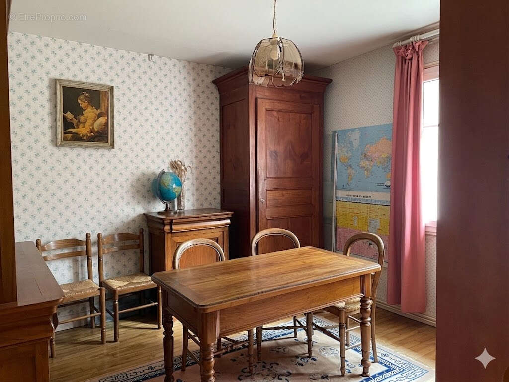 Maison à ROCHECHOUART