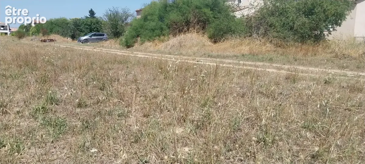 Terrain à bâtir de 445 m² à ORAISON (04) - photo 2