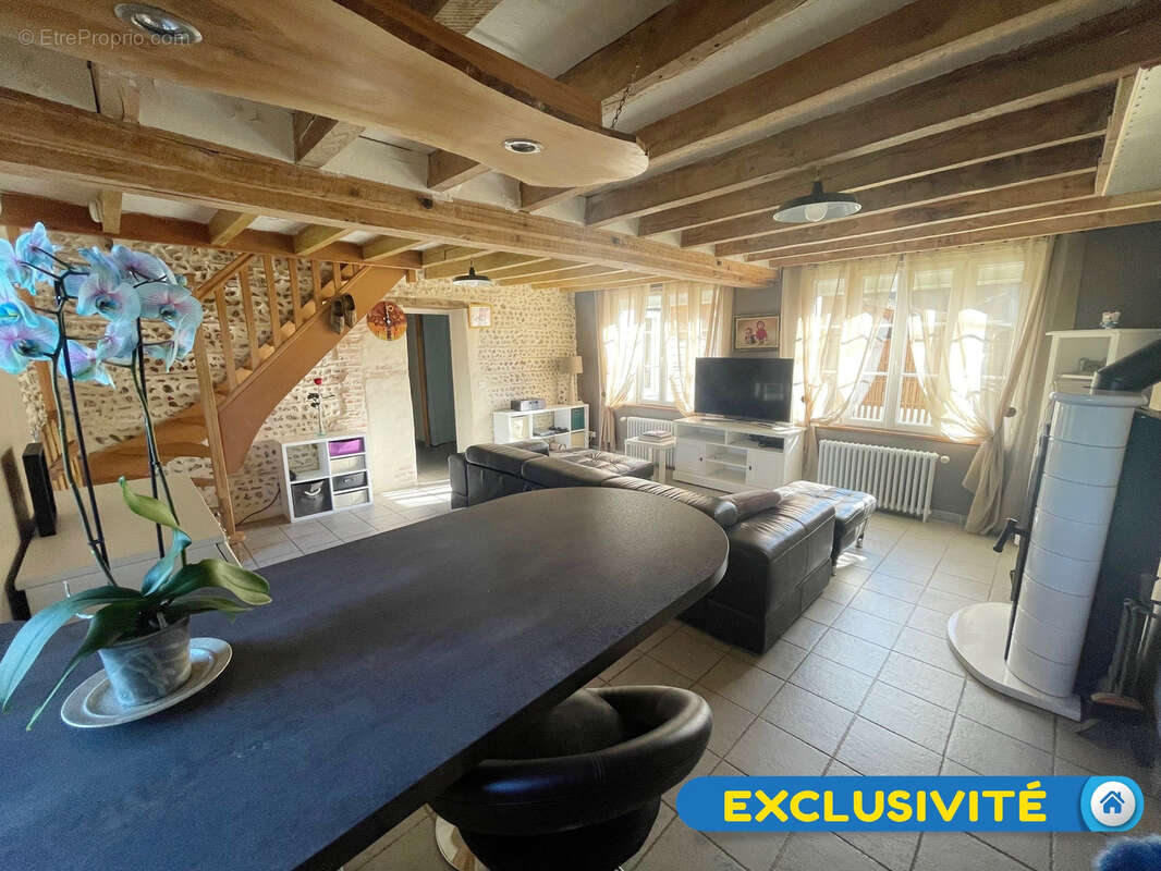 Maison à CHATEAUNEUF-SUR-LOIRE