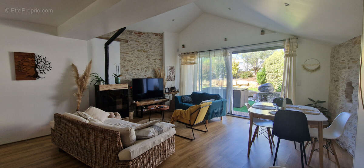 Maison à SAINT-MICHEL-CHEF-CHEF